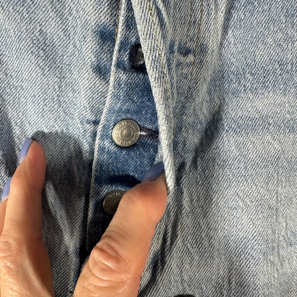 Levis 501 93 Straight Leg Jeans Mens 34x30 Light Wash Blue Denim Button Fly